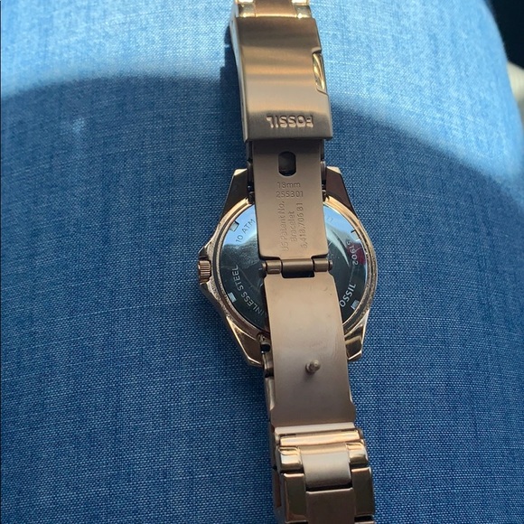Fossil Women’s Riley Watch - Picture 2 of 3